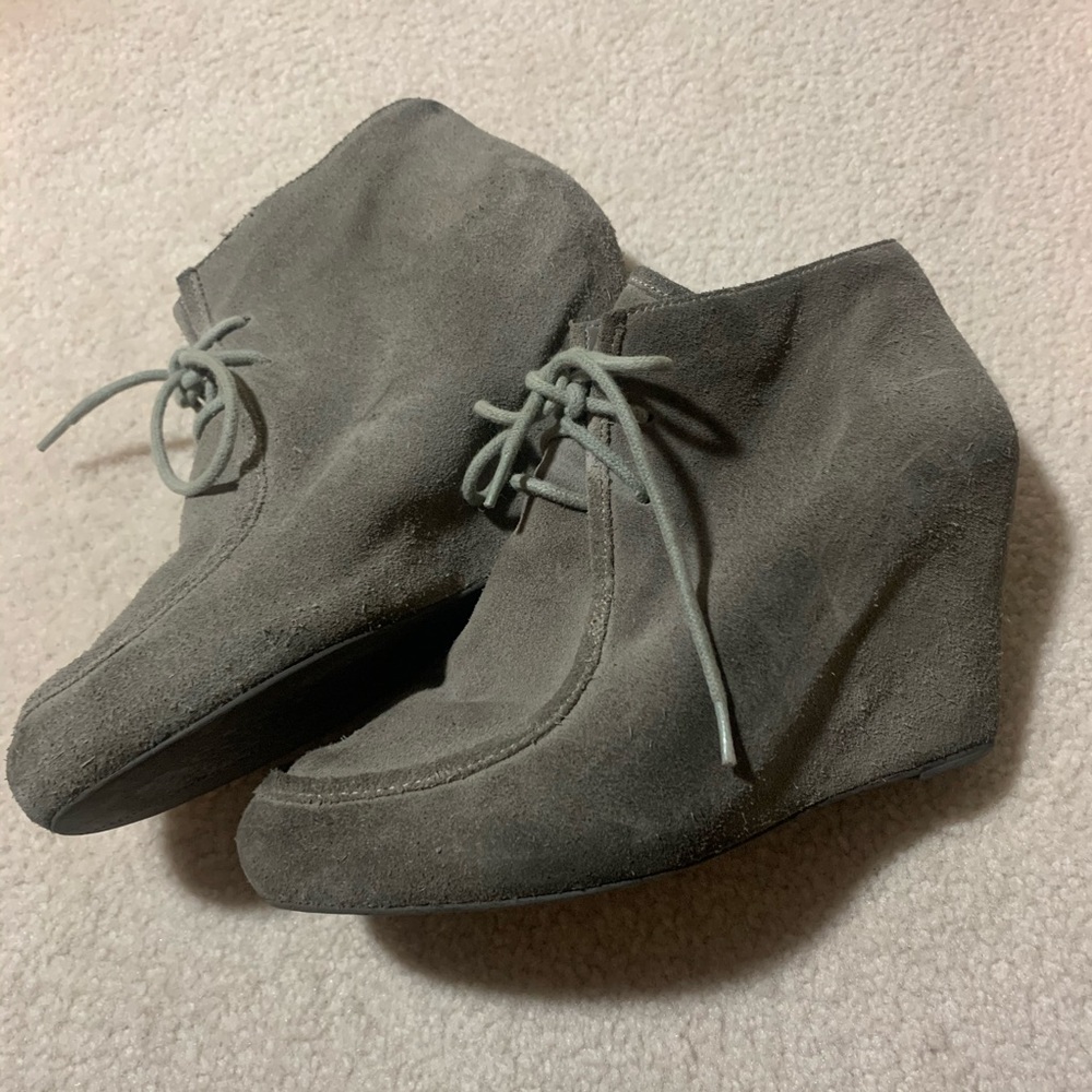 Dolce Vita booties in gray suede